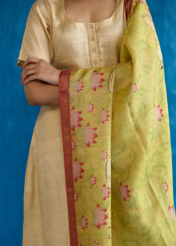 Lotus Bloom Digital Print Kosa Silk Dupatta - Image 3