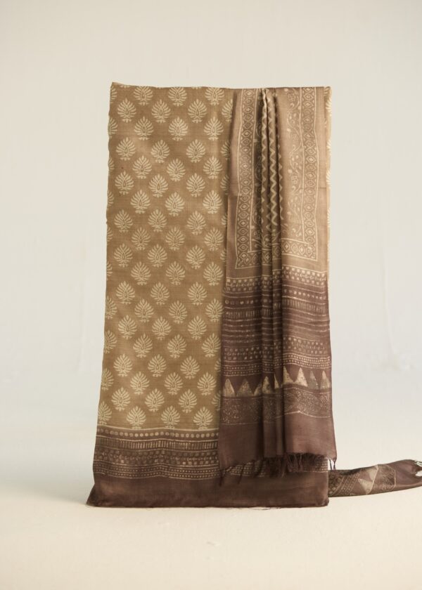 Earthy Aura Kosa Silk Unstitched Suit – Hand Block Printed