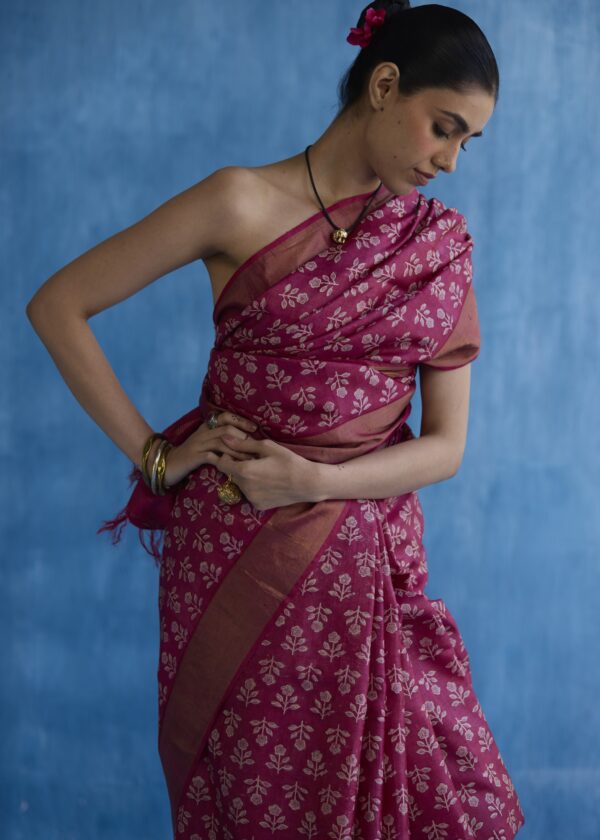 Pink block printed saree - Image 4