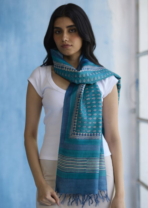 Leaf Kosa Silk Stole - Image 3
