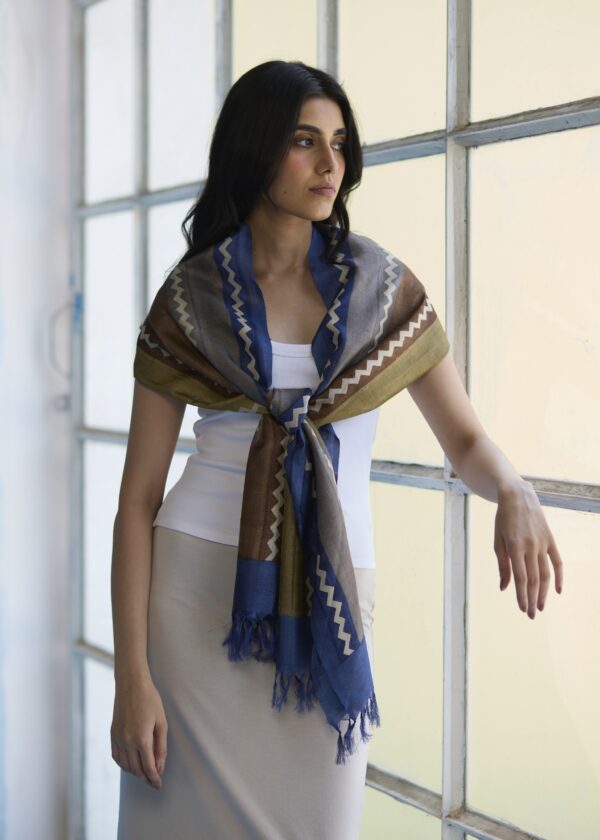 Earthy Waves Kosa Silk Stole