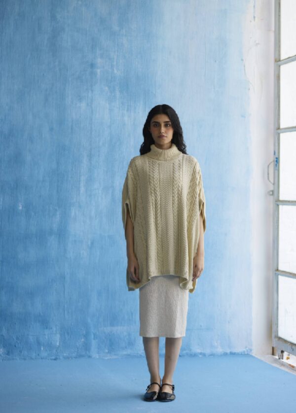 Alpine Luxe Poncho - Image 5