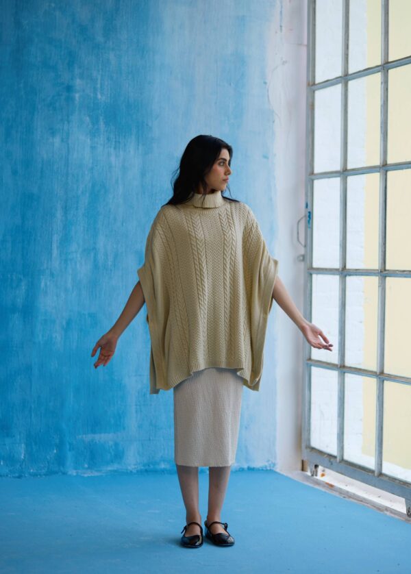 Alpine Luxe Poncho - Image 3