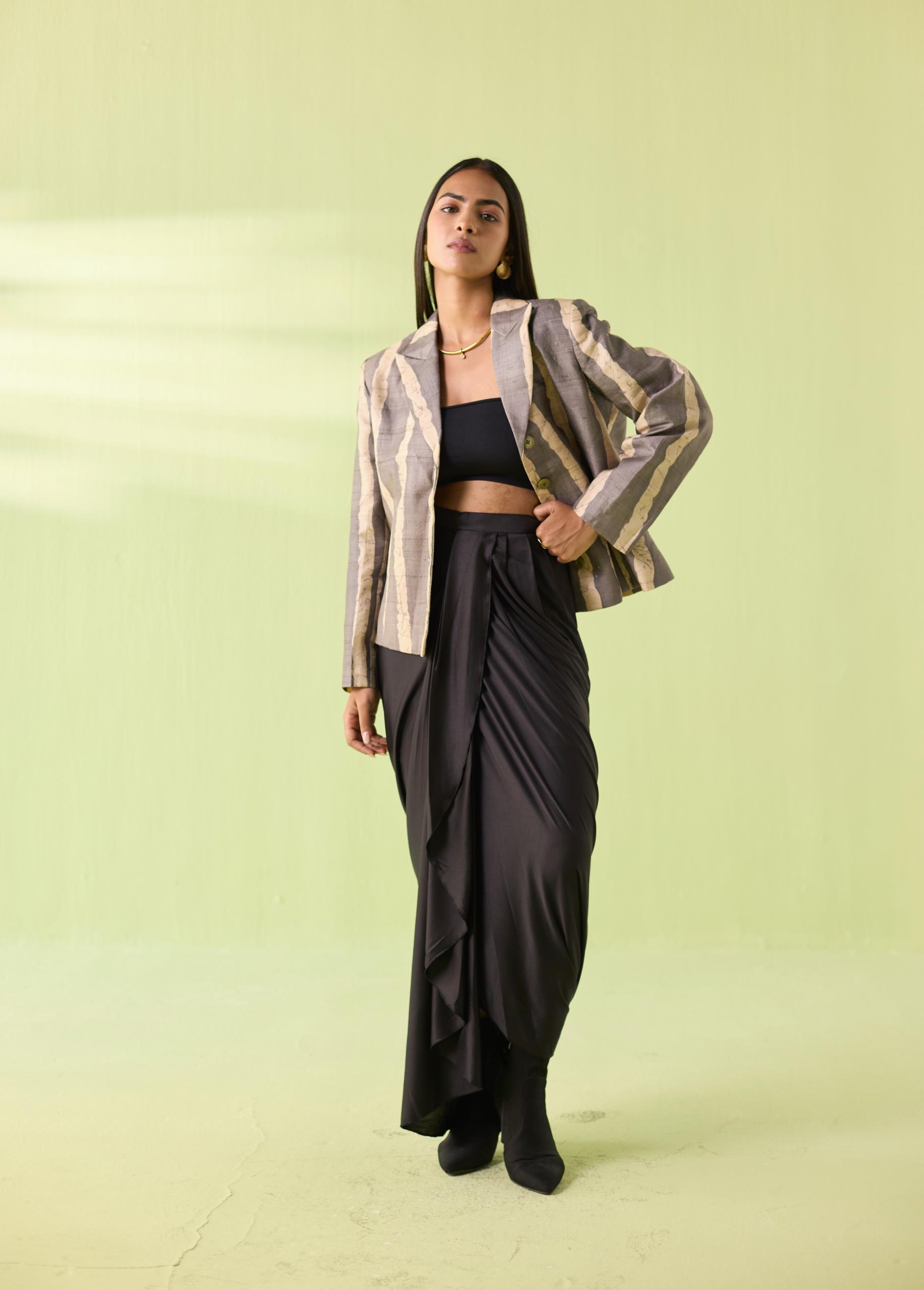 Kosa Silk Beige–Grey Striped Statement Jacket - Image 5