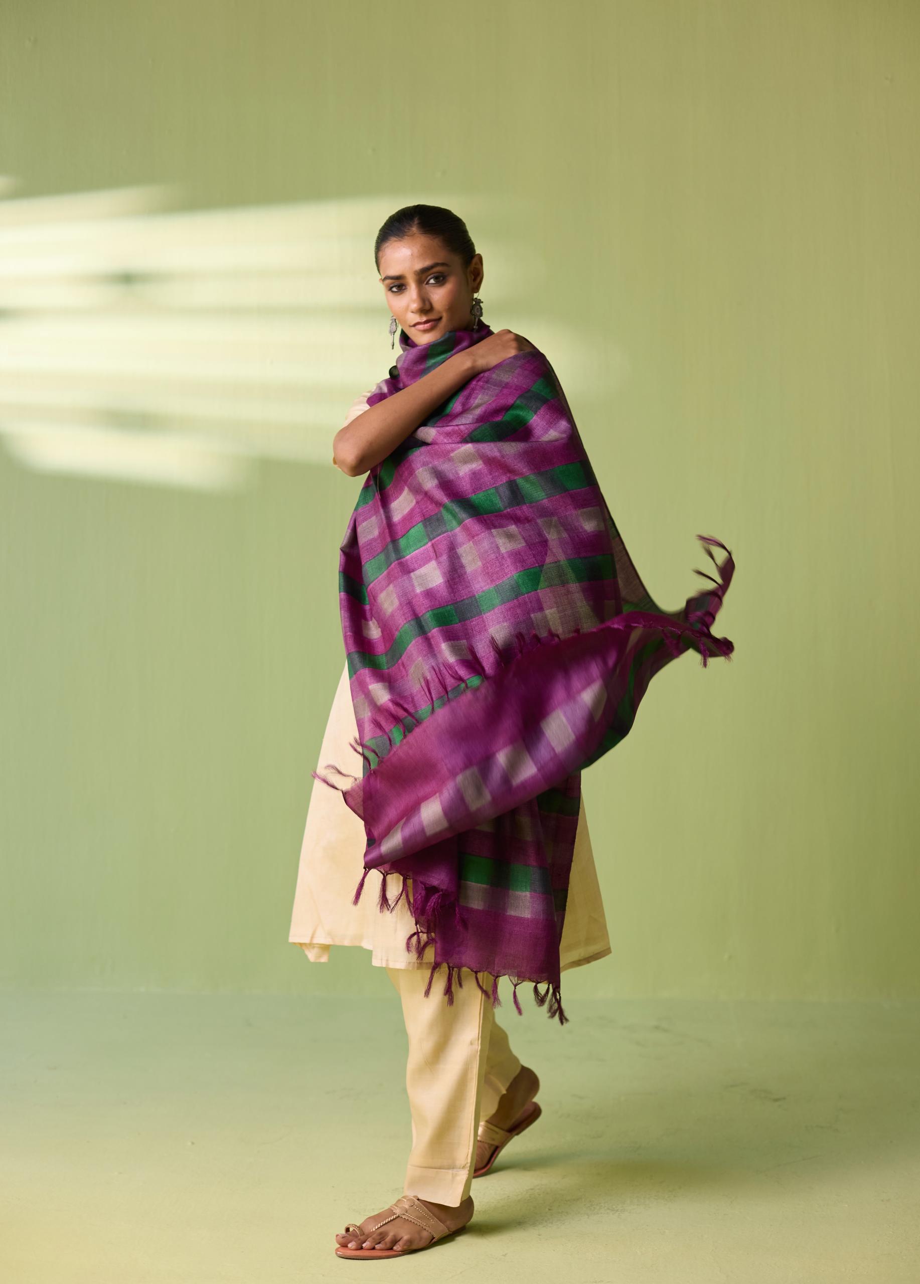 Jamuni Checks Kosa Silk Dupatta - Image 5