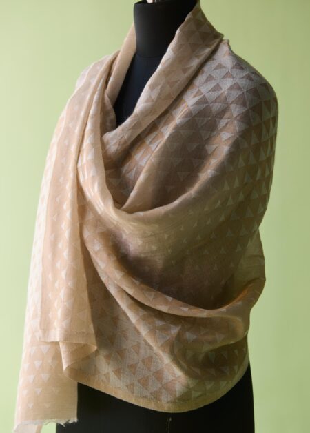 Ivory Pyramid Fine Wool Stole