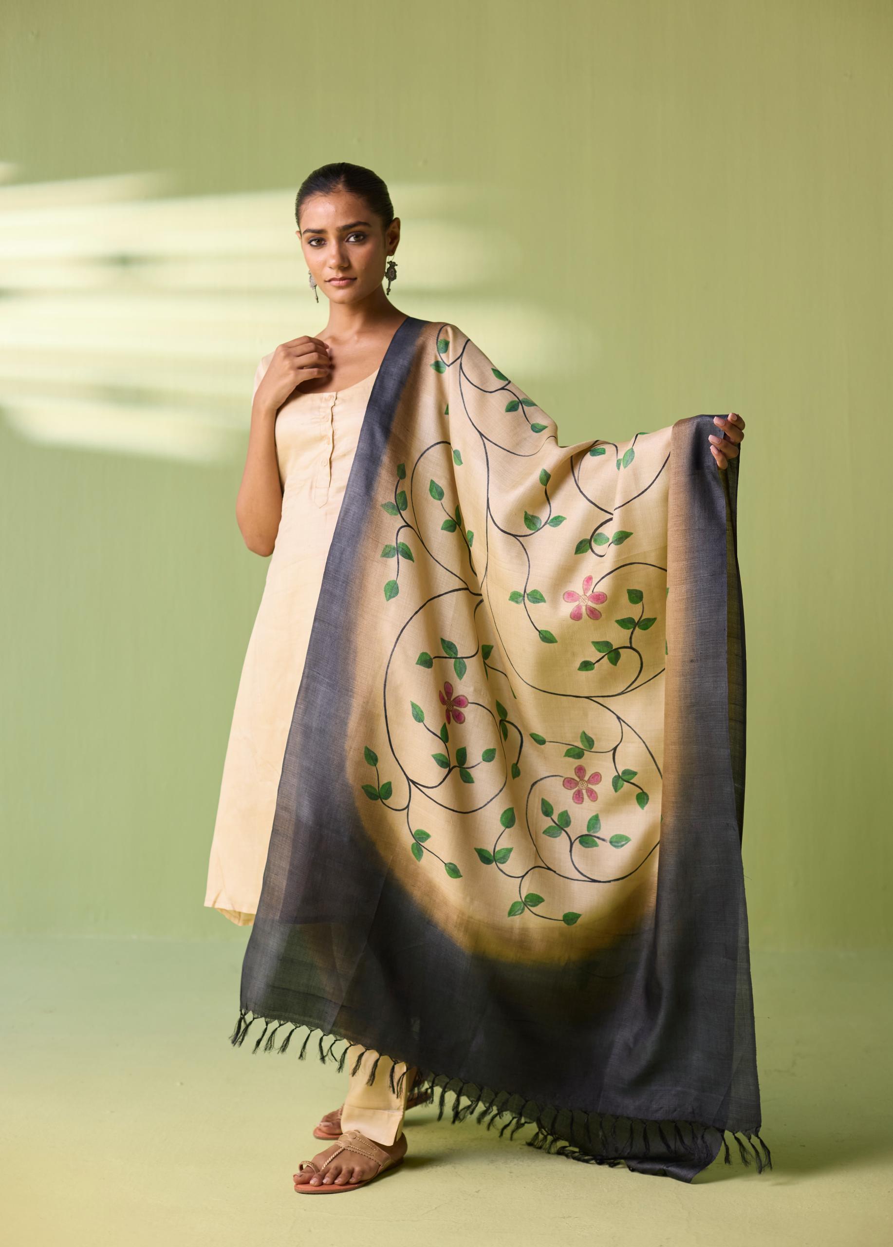 Gulmohar Vine Hand-Painted Kosa Silk Dupatta - Image 4