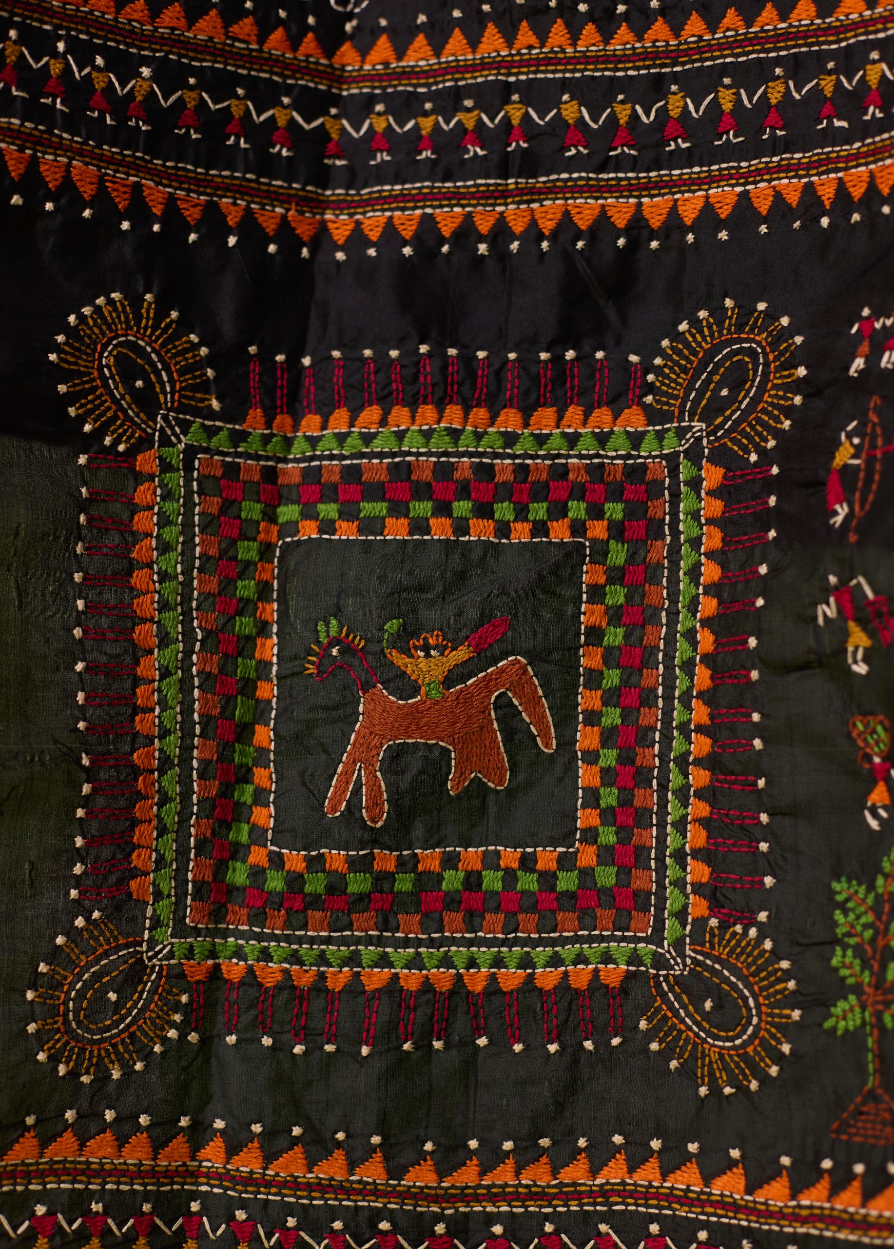 Kaali Maru Kosa Silk Marwadi Dupatta - Image 6