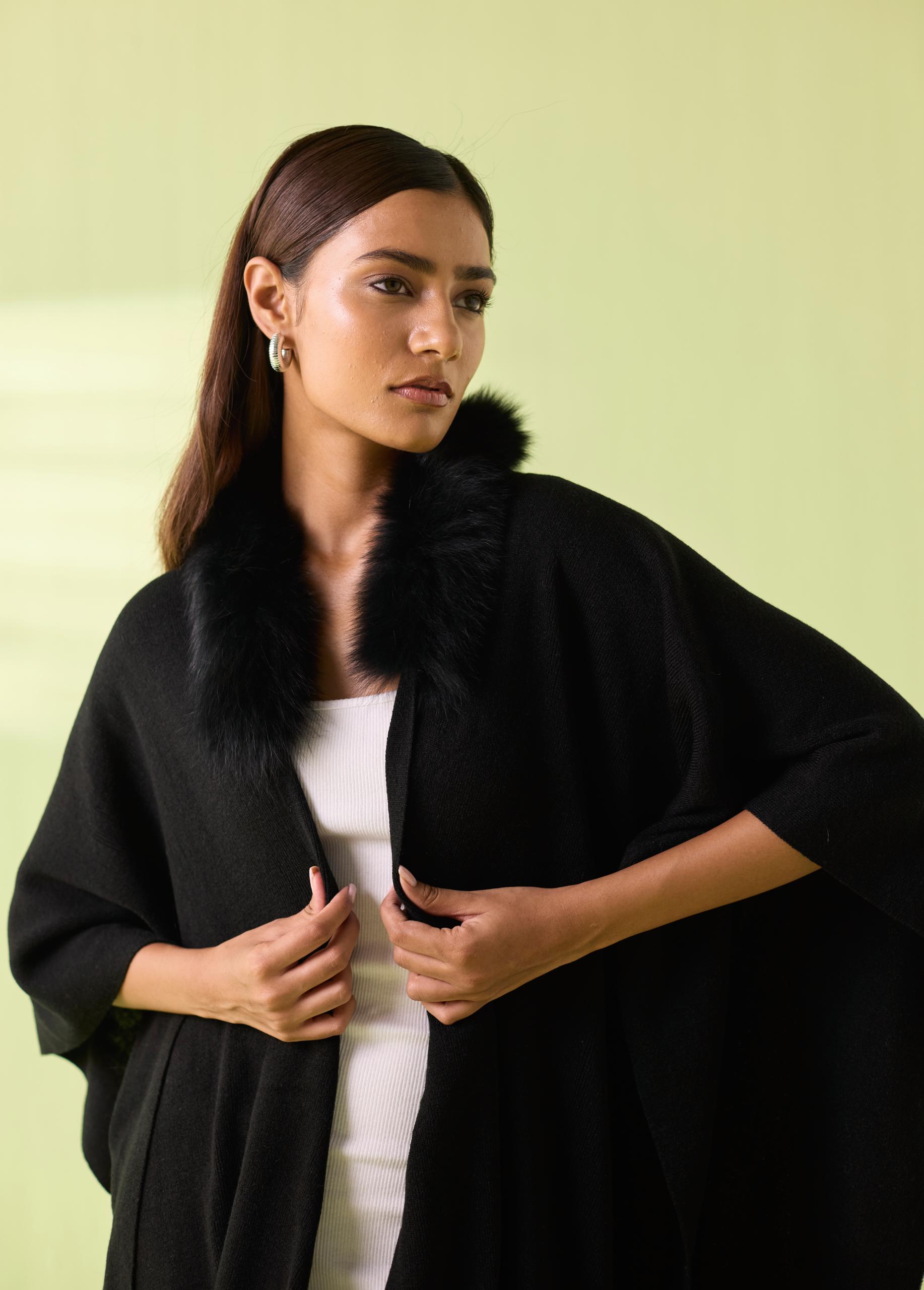 Black Luxe Fur-Collar Fine Wool Cape - Image 5