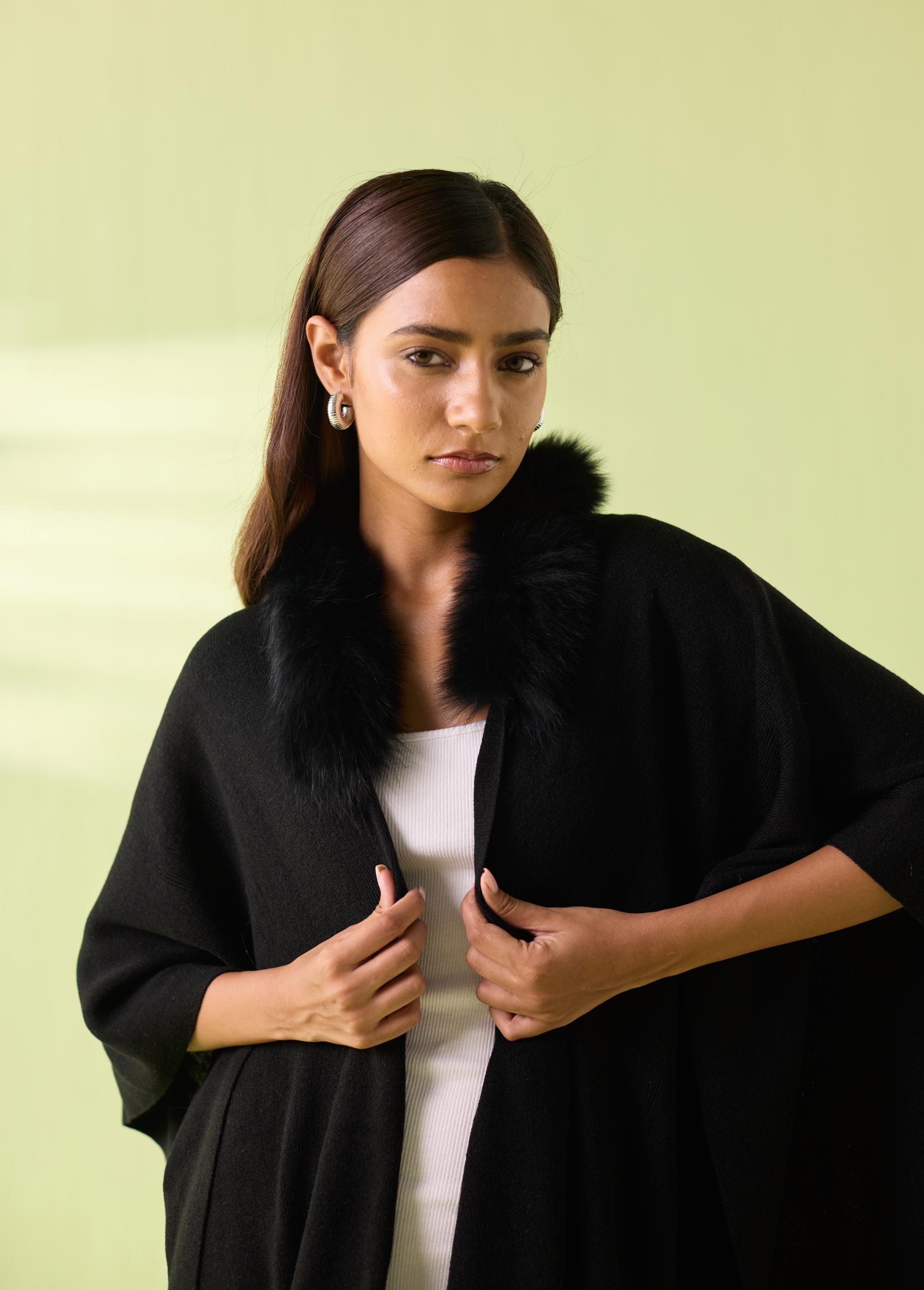 Black Luxe Fur-Collar Fine Wool Cape - Image 2